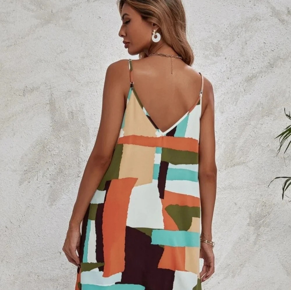 Dress - Picture 3 of 4